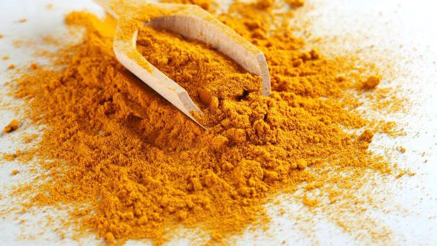 106956658-1633702826662-turmeric-powder-in-wood-spoon-on-gray-background-indian-spice-healthy-seasoning-ingredient-for-vegan_t20_e93g3b.jpg