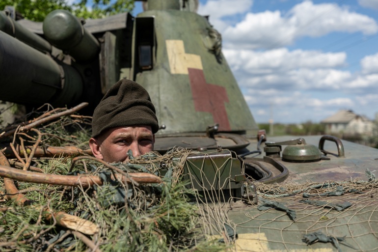Quân Nga rút khỏi thị trấn chiến lược Lyman ở miền Đông Ukraina - Ảnh 1.