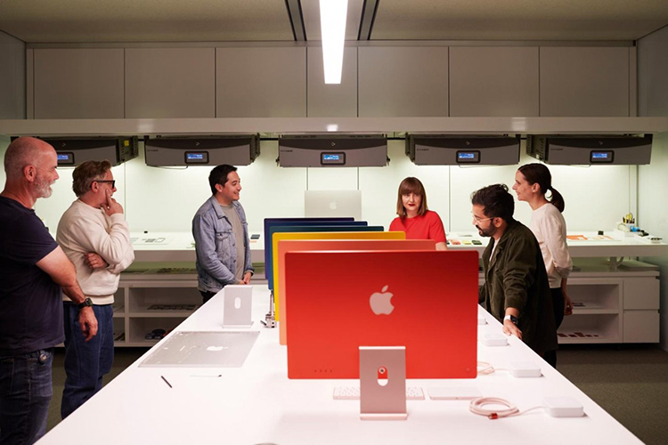 Nhà thiết kế chính của Apple sẽ rời công ty, ba năm sau khi thay thế Jony Ive - Ảnh 2.