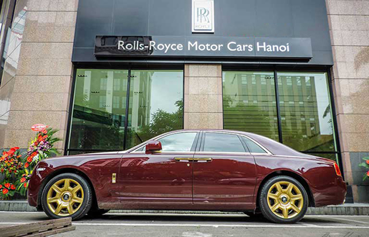 Siêu Rolls-Royce Ghost của ông Trịnh Văn Quyết đấu giá bất thành - Ảnh 1.
