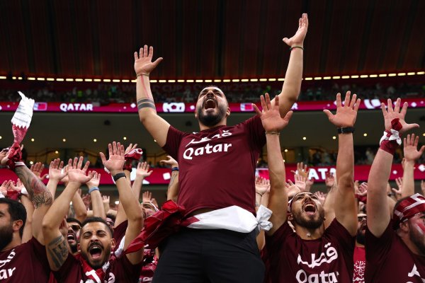 Khung ảnh nhộn nhịp của cổ động viên World Cup ở Qatar - Ảnh 16.