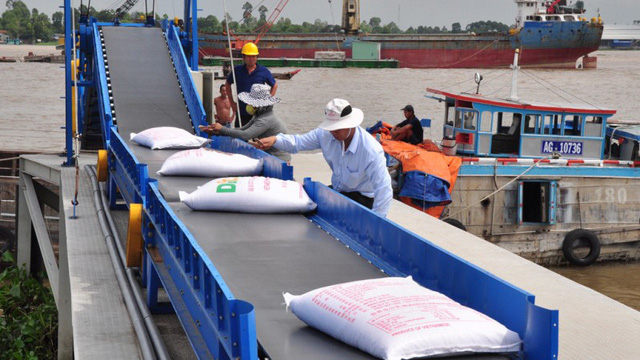 Ấn Độ bỏ lệnh cấm xuất khẩu đối với gạo Việt Nam - Ảnh 2.