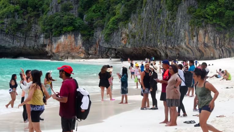 Du lịch hậu COVID: ASEAN có thể ngăn du lịch quá mức? - Ảnh 3.