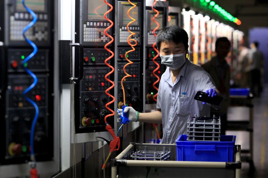 Các nhà cung cấp của Apple được ưu tiên cho việc khởi động lại nhà máy ở khu vực Thượng Hải - Ảnh 1.