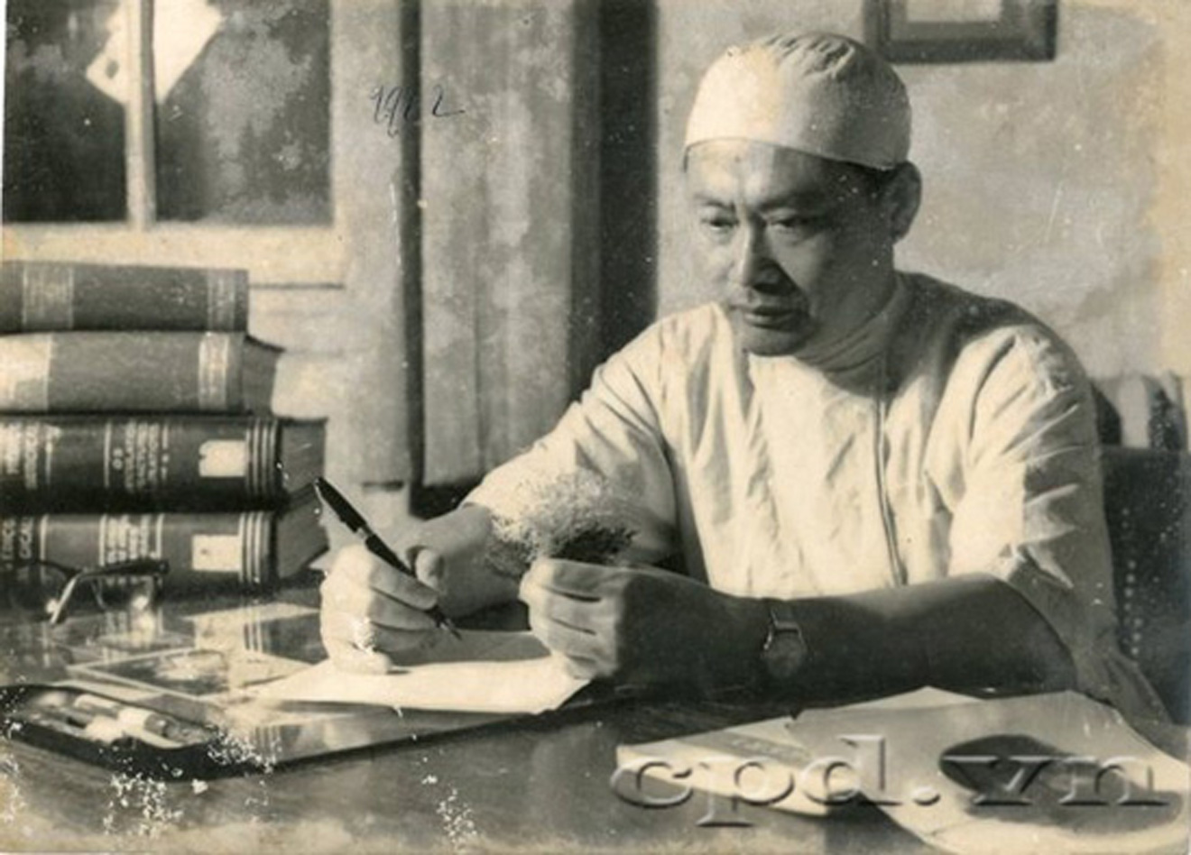 110 năm Ngày sinh Giáo sư Tôn Thất Tùng (10/5/1912-10/5/2022): Người làm rạng danh nền y học Việt Nam - Ảnh 5.