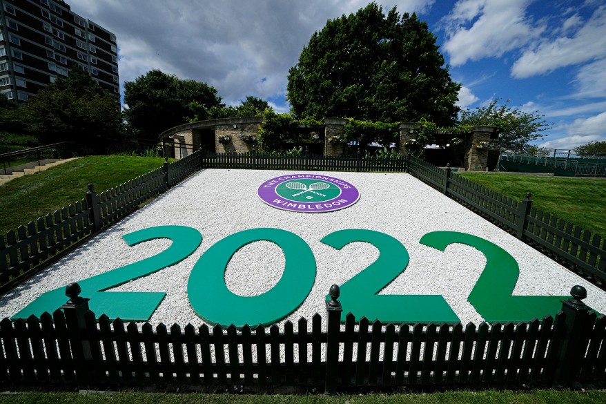 Wimbledon 2022: Khoảnh khắc của các ngôi sao và khoản tiền thưởng kỷ lục 40,3 triệu USD - Ảnh 9.