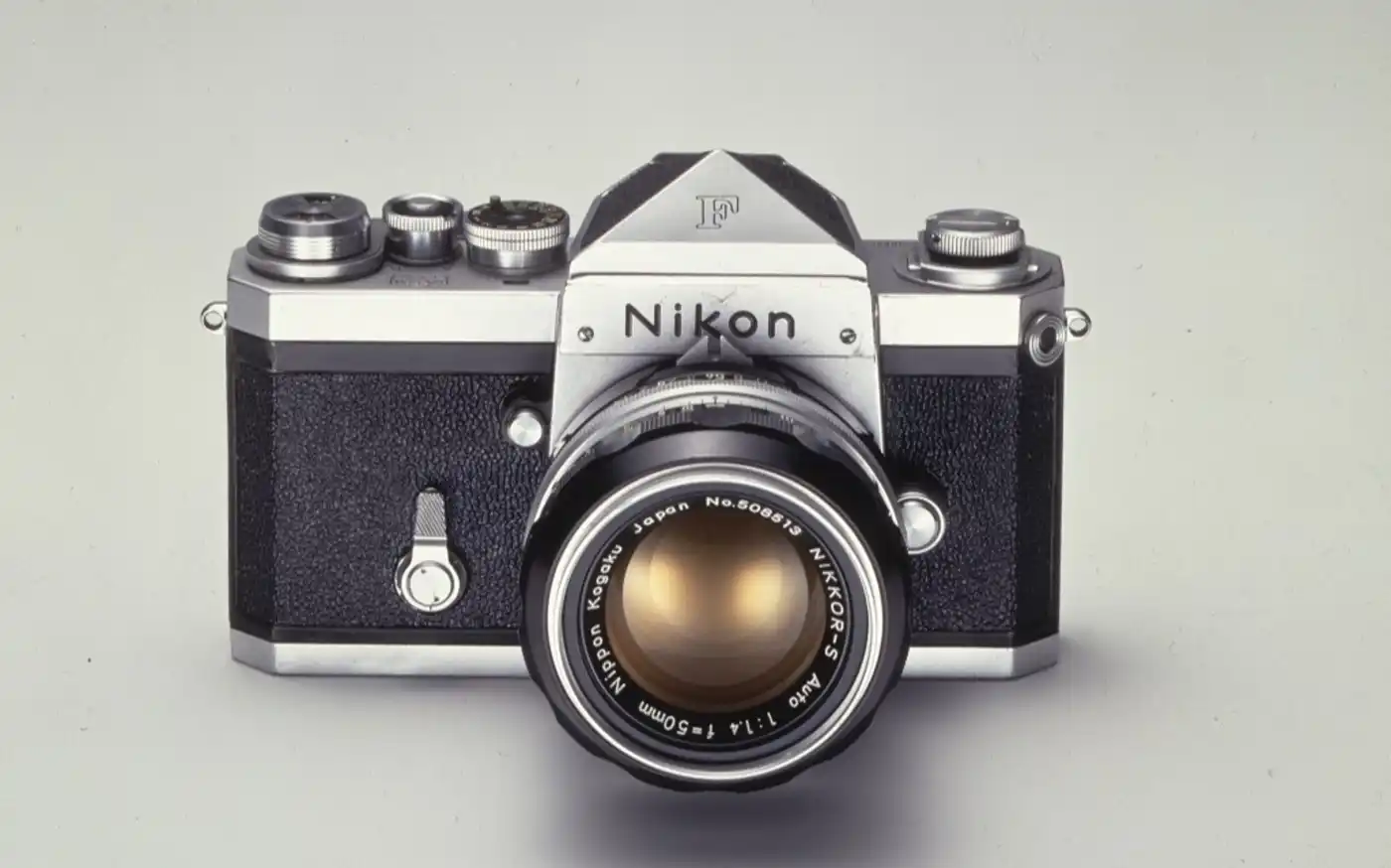 Nikon khép lại cuốn sách về sáu thập kỷ lịch sử máy ảnh SLR - Ảnh 1.