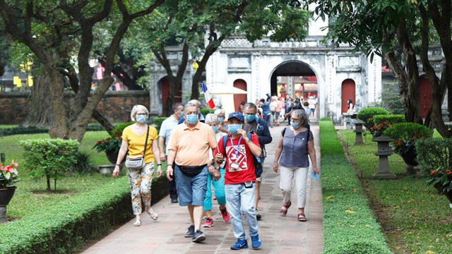 Du lịch Việt Nam: Giải 'bài toán' nhân lực du lịch giai đoạn hậu COVID-19 - Ảnh 1.
