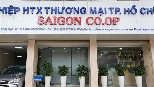 Cựu Tổng giám đốc Saigon Co.op bị khởi tố - Ảnh 1.