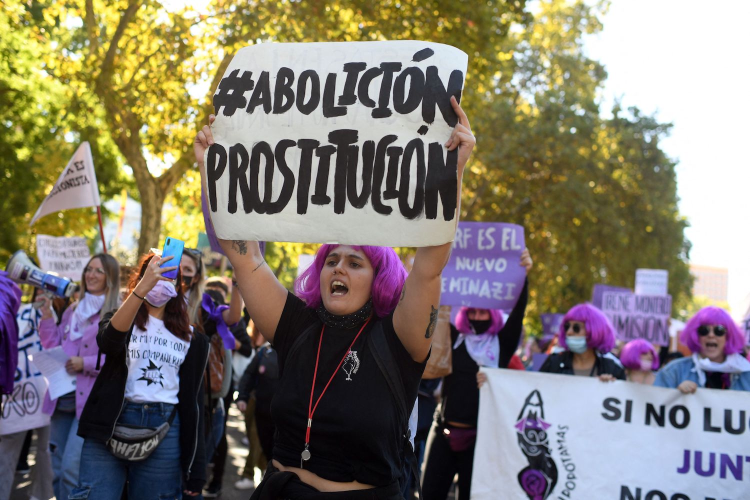 Tây Ban Nha trở thành 'thủ phủ mại dâm' như thế nào? - Ảnh 5.