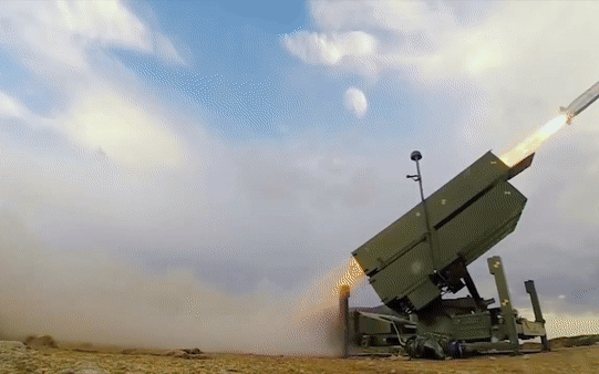 Hệ thống tên lửa NASAMS mà Mỹ gửi cho Ukraina có uy lực thế nào?