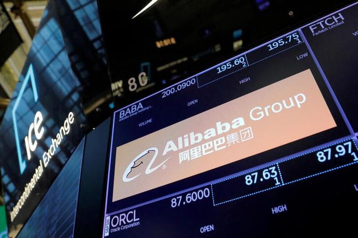 Mỹ thêm Alibaba vào danh sách các công ty Trung Quốc đối mặt với nguy cơ hủy niêm yết - Ảnh 1.