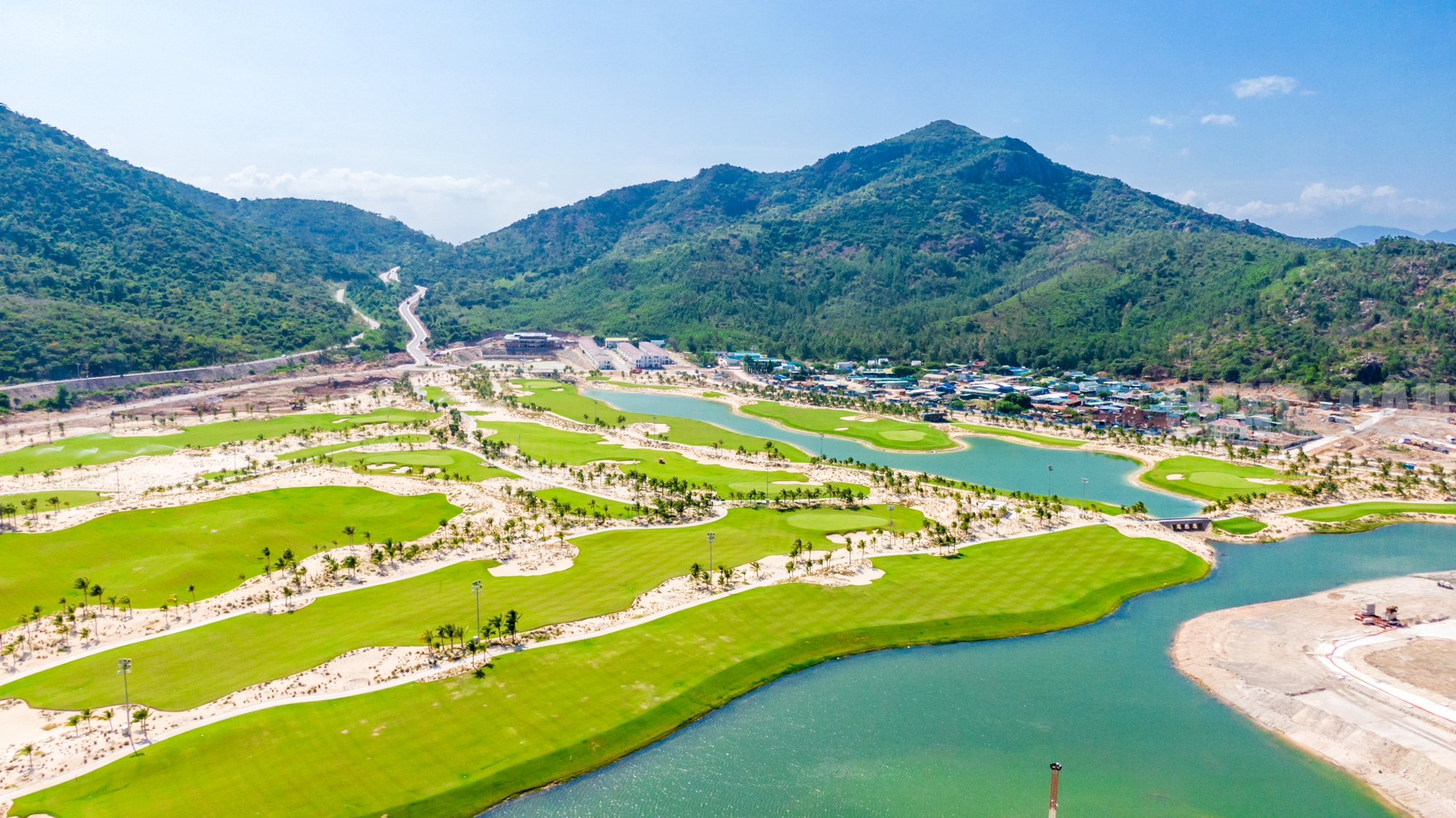 Diện mạo Tổ hợp nghỉ dưỡng Nara Binh Tien Golf Club tại Ninh Thuận của &quot;ông trùm&quot; năng lượng Trung Nam Group - Ảnh 12.