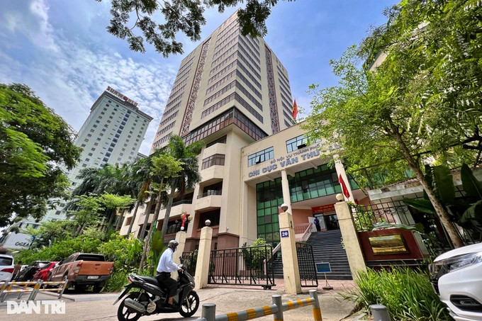 84 lãnh đạo, cán bộ ở Hà Nội 'thi lại' vì sai phạm tuyển dụng - Ảnh 1. 84 lãnh đạo, cán bộ ở Hà Nội 'thi lại' vì sai phạm tuyển dụng - Ảnh 1.