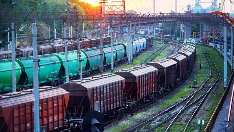 Tuyến đường sắt Trung Quốc - châu Âu gặp thách thức do xung đột Ukraina - Ảnh 6.