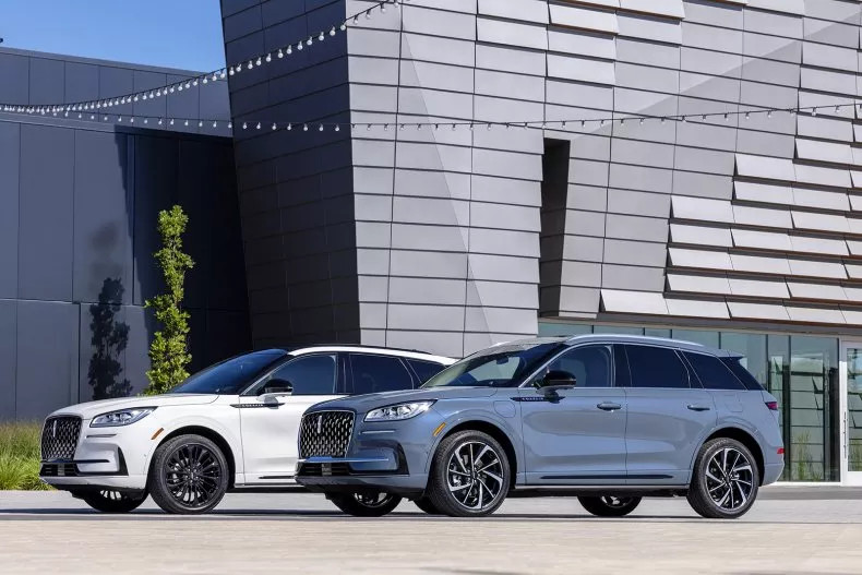 Triển lãm ô tô Detroit 2022 mới ra mắt 8 mẫu xe thế hệ mới - Ảnh 9.
