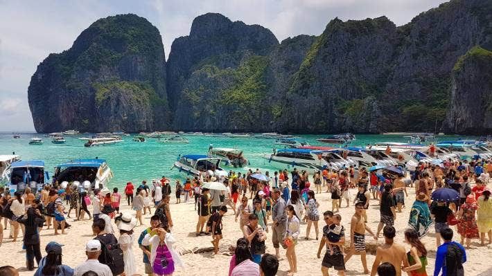 Thái Lan sẽ đón 8-10 triệu lượt khách du lịch nước ngoài trong năm nay - Ảnh 1.