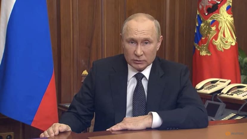 Tổng thống Putin tuyên bố điều động quân sự, sẵn sàng đáp trả Ukraina và phương Tây - Ảnh 1.