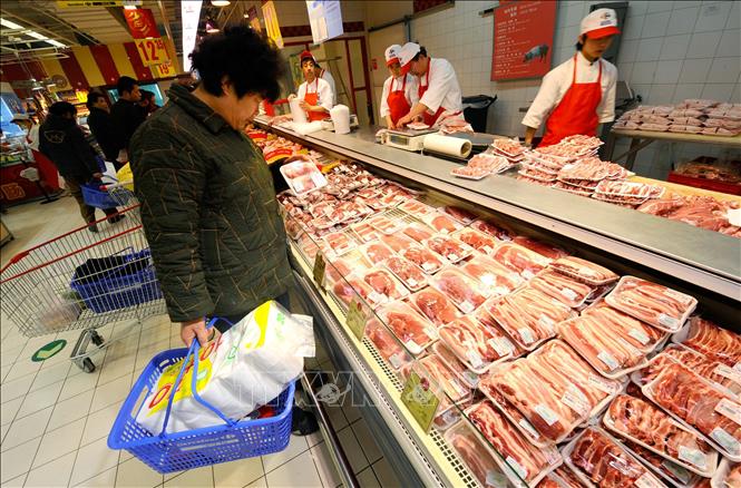 Giá thịt heo tăng hơn 50%, gây thêm áp lực lạm phát ở Trung Quốc - Ảnh 3.