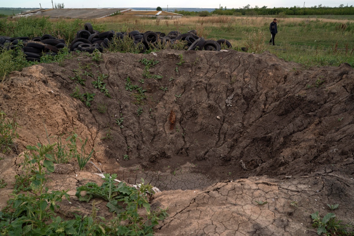 Hình ảnh ngành nông nghiệp quan trọng của Ukraina bị tàn phá bởi chiến tranh - Ảnh 6.