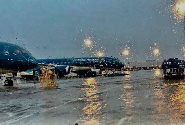 Nhiều sân bay miền Trung  - Tây Nguyên tạm đóng cửa vì bão số 4 (bão Noru) - Ảnh 1.