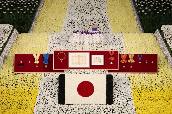 Nhật Bản tổ chức quốc tang cho ông Shinzo Abe - Ảnh 12.