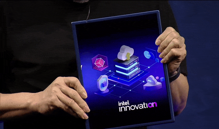 Samsung ra mắt màn hình 17 inch 'có thể trượt' đầu tiên tại sự kiện Intel - Ảnh 1.
