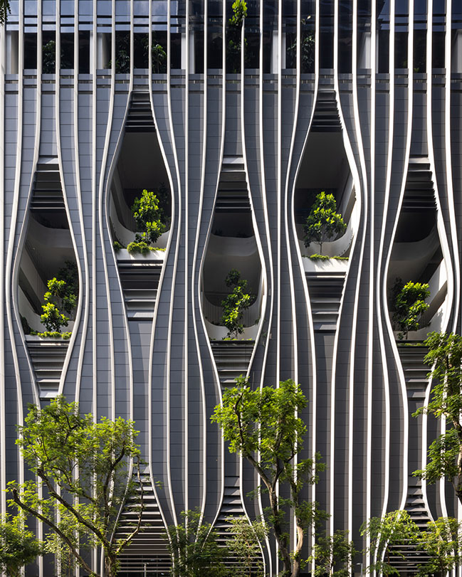 Chiêm ngưỡng tòa nhà chọc trời với ''hệ sinh thái xanh'' tại Singapore - Ảnh 6.