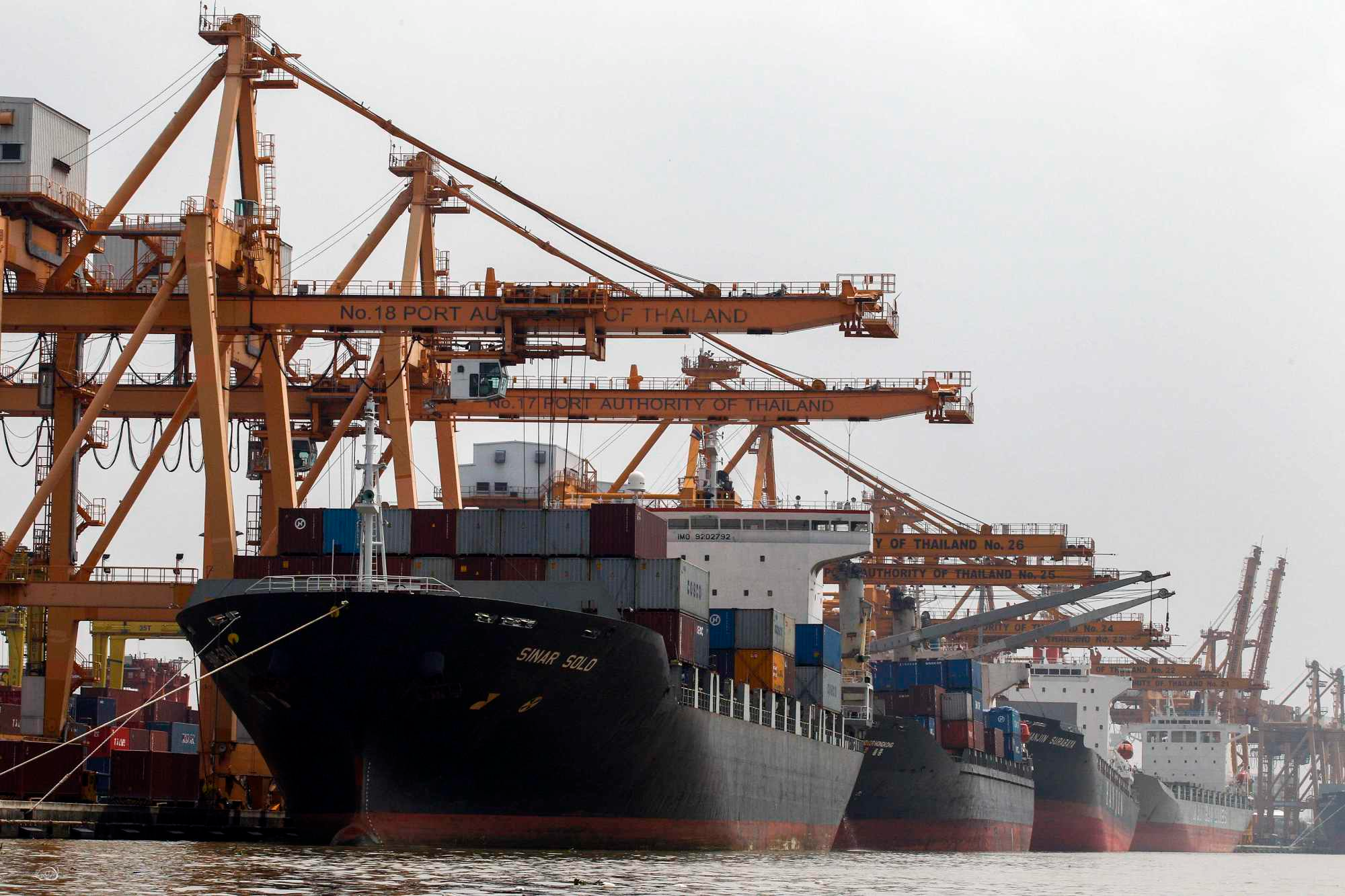 Chuyên gia: Tổn thất của Trung Quốc là lợi ích của ASEAN khi chuỗi cung ứng dịch chuyển - Ảnh 2.