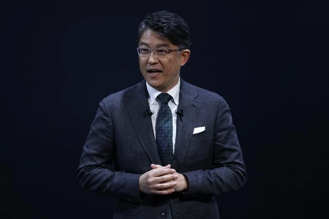 Giám đốc Lexus tiếp quản Toyota khi cháu trai của người sáng lập từ chức CEO - Ảnh 4.
