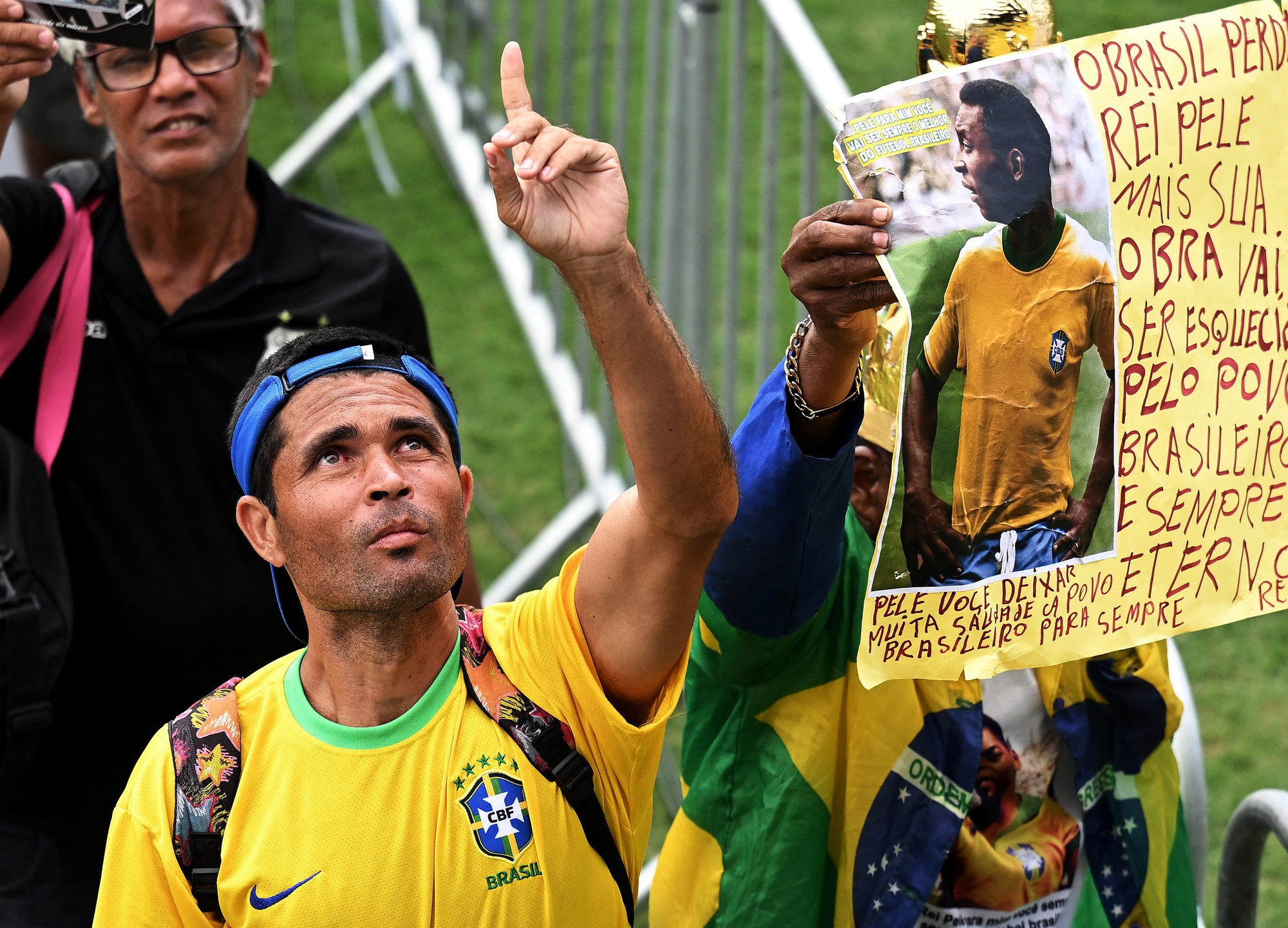 Brazil tổ chức lễ tang cho huyền thoại bóng đá Pele - Ảnh 4.