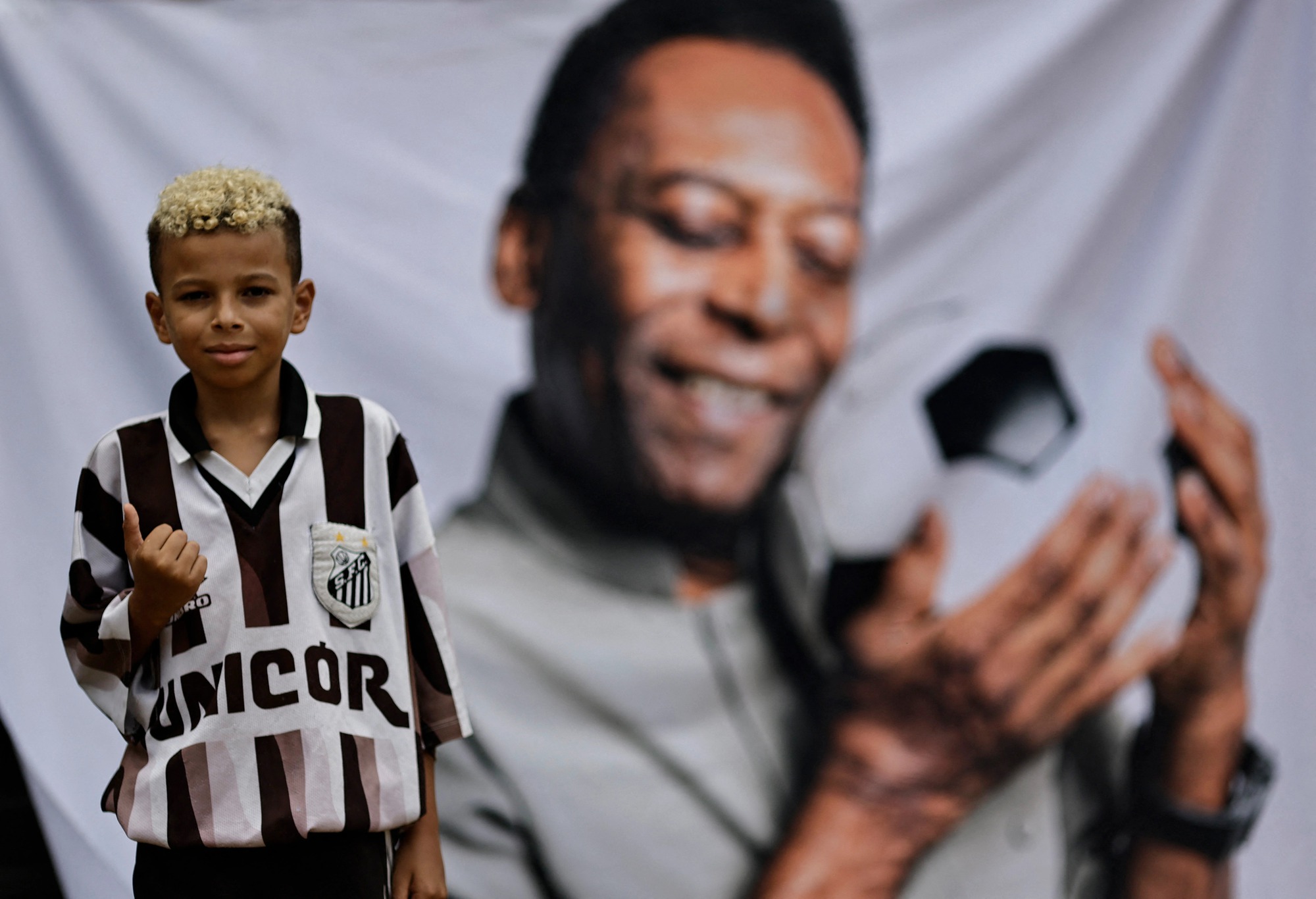Brazil tổ chức lễ tang cho huyền thoại bóng đá Pele - Ảnh 10.