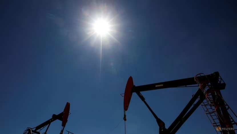 Giá dầu ít thay đổi khi mối lo ngại về nguồn cung ở Trung Đông giảm bớt - Ảnh 1.