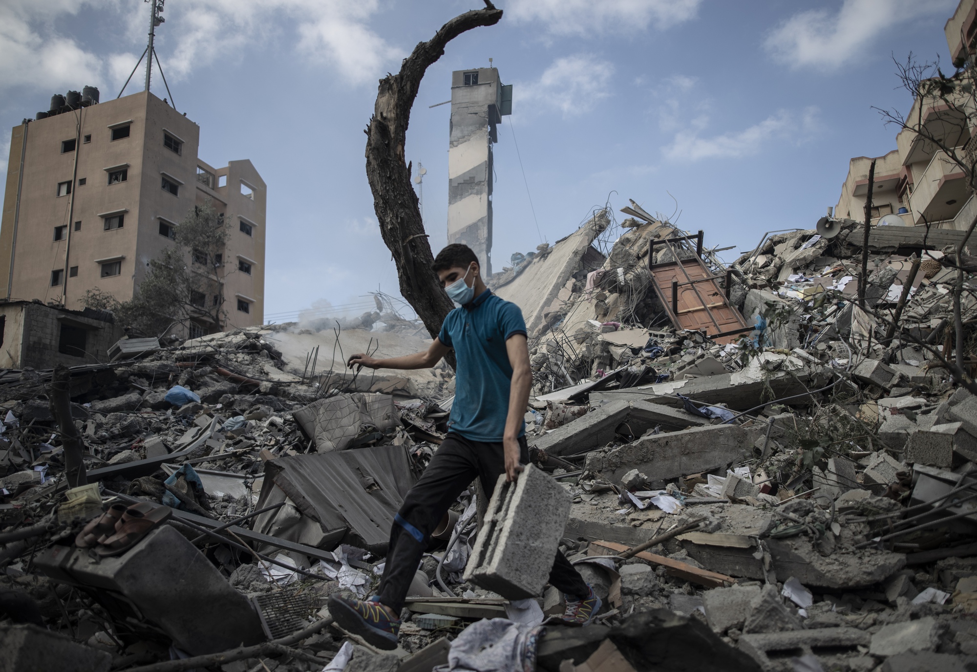 'Bóng ma' suy thoái kinh tế rình rập trong bối cảnh xung đột Israel-Hamas - Ảnh 1.