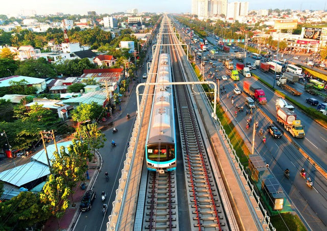 Metro Bến Thành - Suối Tiên dự kiến bán vé từ tháng 7/2024 - Ảnh 1.