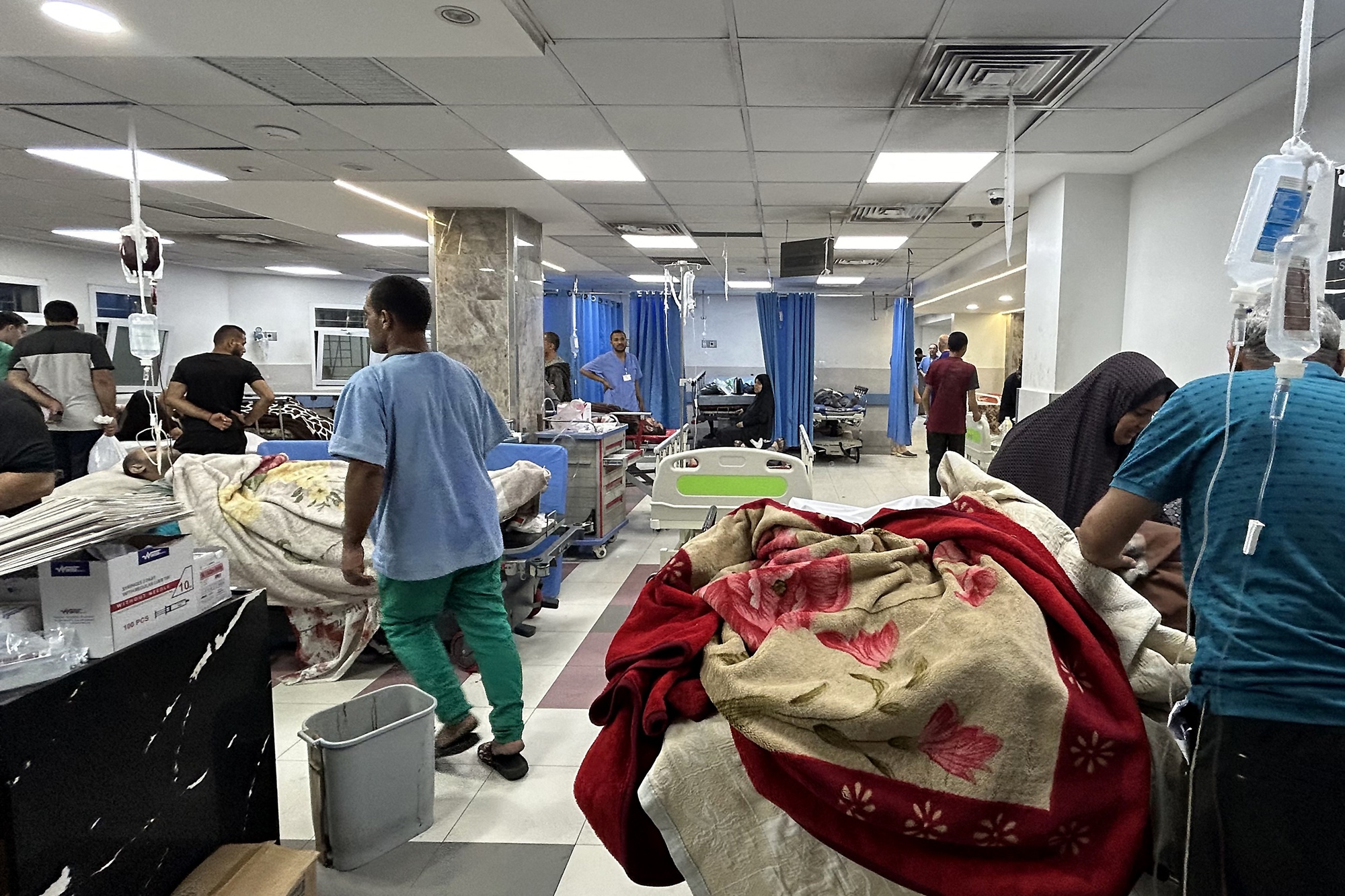 Bệnh viện ở Gaza bên bờ vực sụp đổ- Ảnh 3.