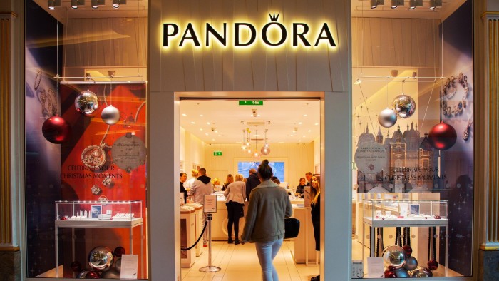 Pandora tự tin vượt qua suy thoái của ngành hàng xa xỉ- Ảnh 1.