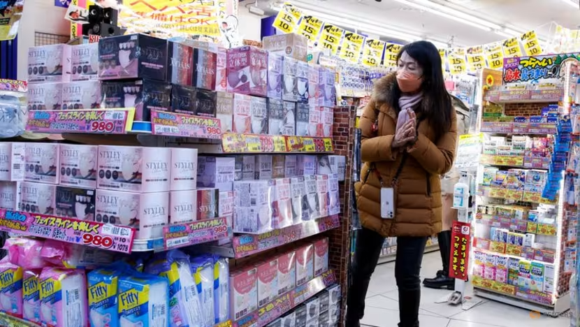 Nhật Bản hạ triển vọng kinh tế lần đầu tiên sau 10 tháng- Ảnh 1.
