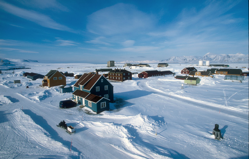 Hít thở không khí trong lành nhất quả đất ở thị trấn Bắc Cực- Ảnh 3.