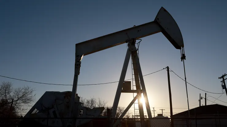 Giảm hơn 4%, dầu rớt mốc 78 USD/thùng - Ảnh 1.