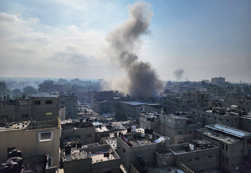 Ngừng bắn đổ vỡ, Israel tấn công dữ dội vào Gaza- Ảnh 1.
