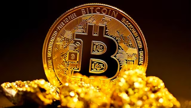 Bitcoin vượt 42.000 USD, đánh dấu đợt tăng giá mạnh nhất trong năm- Ảnh 1.
