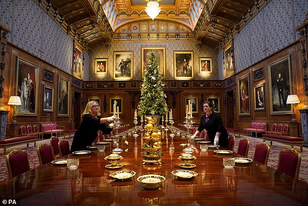 Lâu đài Windsor trang hoàng rực rỡ đón Giáng sinh- Ảnh 7.