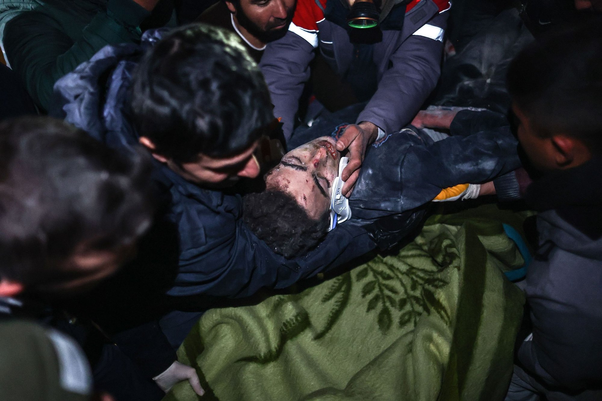 Động đất tại Thổ Nhĩ Kỳ, Syria: Số người thiệt mạng tăng lên 12.000 - Ảnh 3.