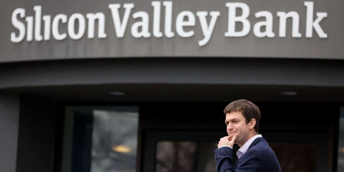 Silicon Valley Bank báo hiệu sự sụp đổ của ngành tài chính Mỹ? - Ảnh 4.