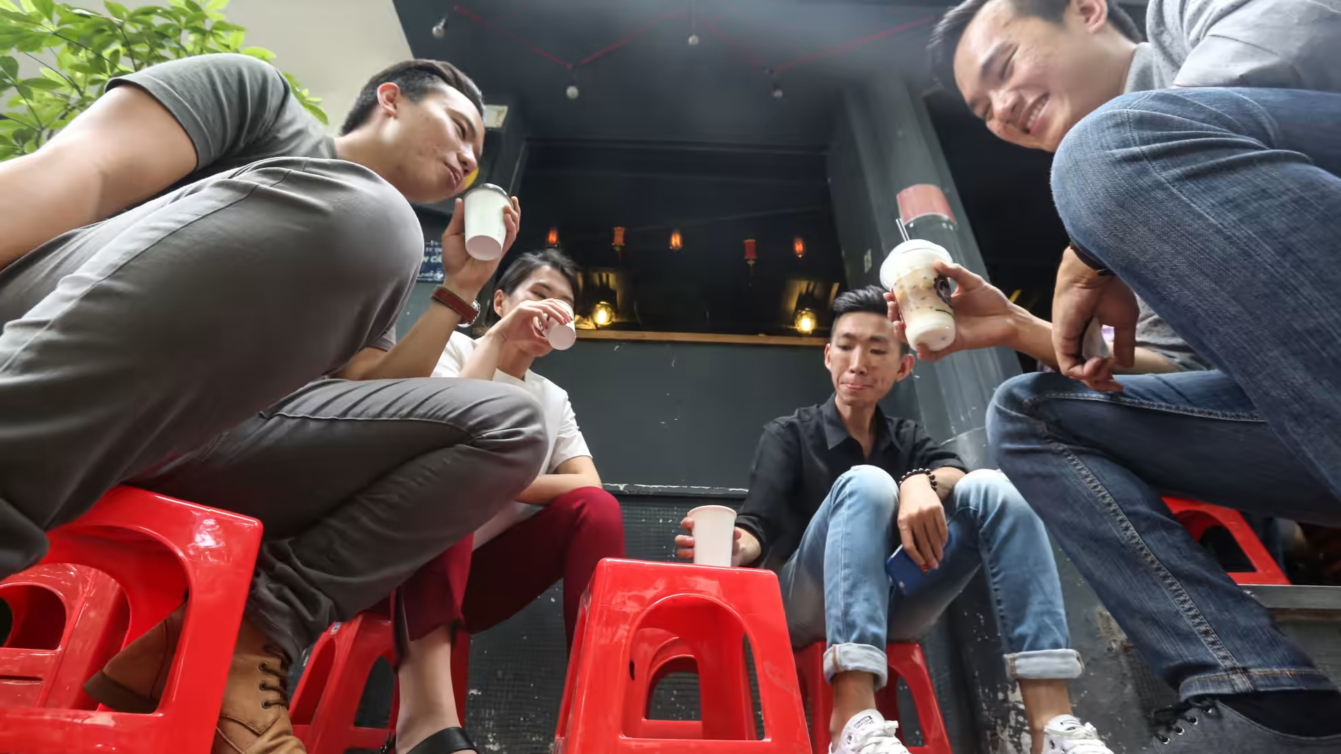 Văn hóa cà phê của người Việt và 'vị đắng' của Starbucks sau 10 năm vào Việt Nam - Ảnh 6.