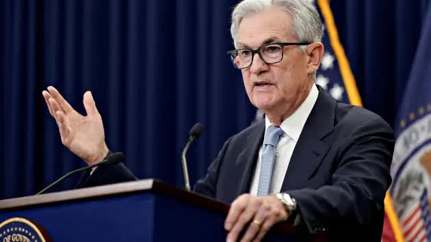 Fed tăng lãi suất thêm 0,25% và cho thấy đà tăng sắp kết thúc  - Ảnh 2.