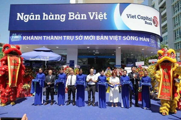 Ngân hàng Bản Việt dự kiến chuyển niêm yết sang HoSE - Ảnh 1.