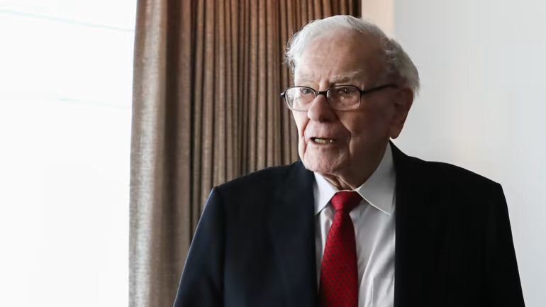 Vì sao tỷ phú Warren Buffett thay đổi mục tiêu đầu tư vào châu Á? - Ảnh 2.