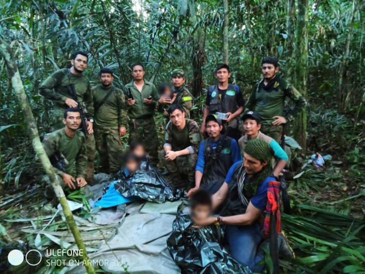 Hành trình sống sót kỳ diệu của 4 đứa trẻ trong rừng Amazon sau khi máy bay rơi - Ảnh 1.